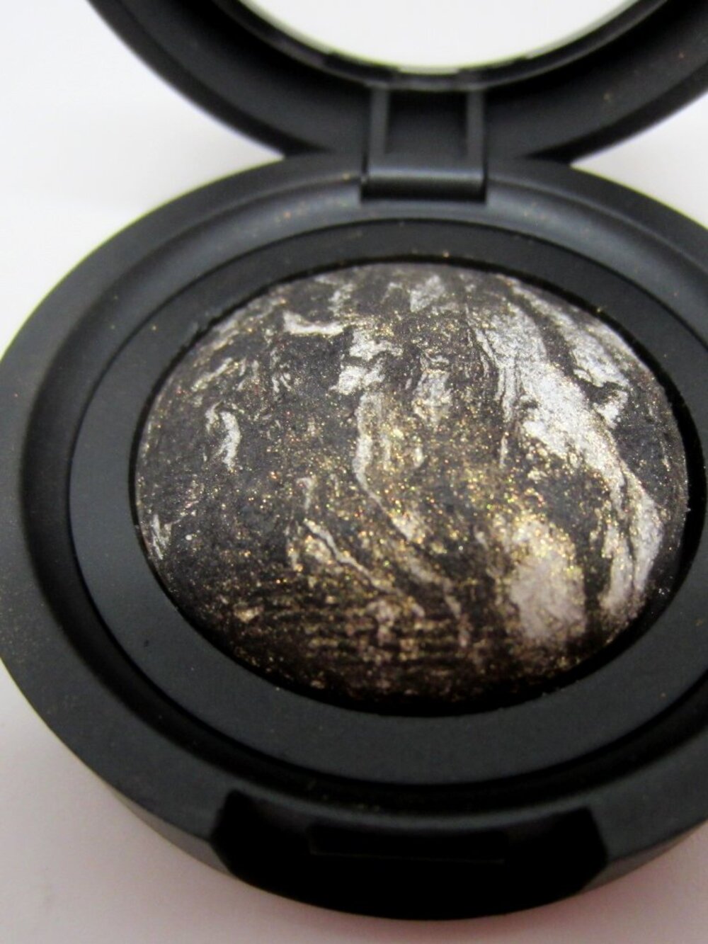 Laura Geller Gold Spell Eye Rimz (.042 Oz) with Eye Rimz Brush